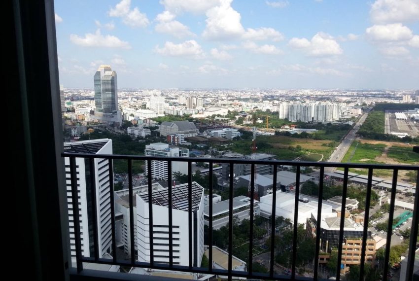 Apartment for sale in Rama 9 on a high floor – 1-bedroom – "Belle Grand Rama 9" condominium
