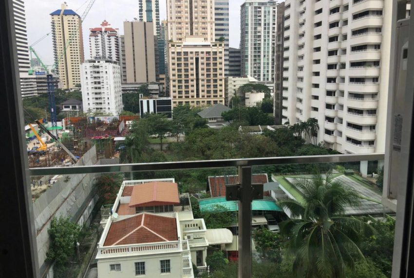 15 Residence Condo at Asoke 1-bedroom sale - city view