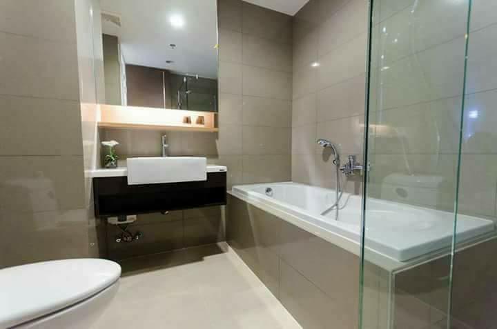 15 Sukhumvit Residence - 2 beds 1 bath - Bathroom 2