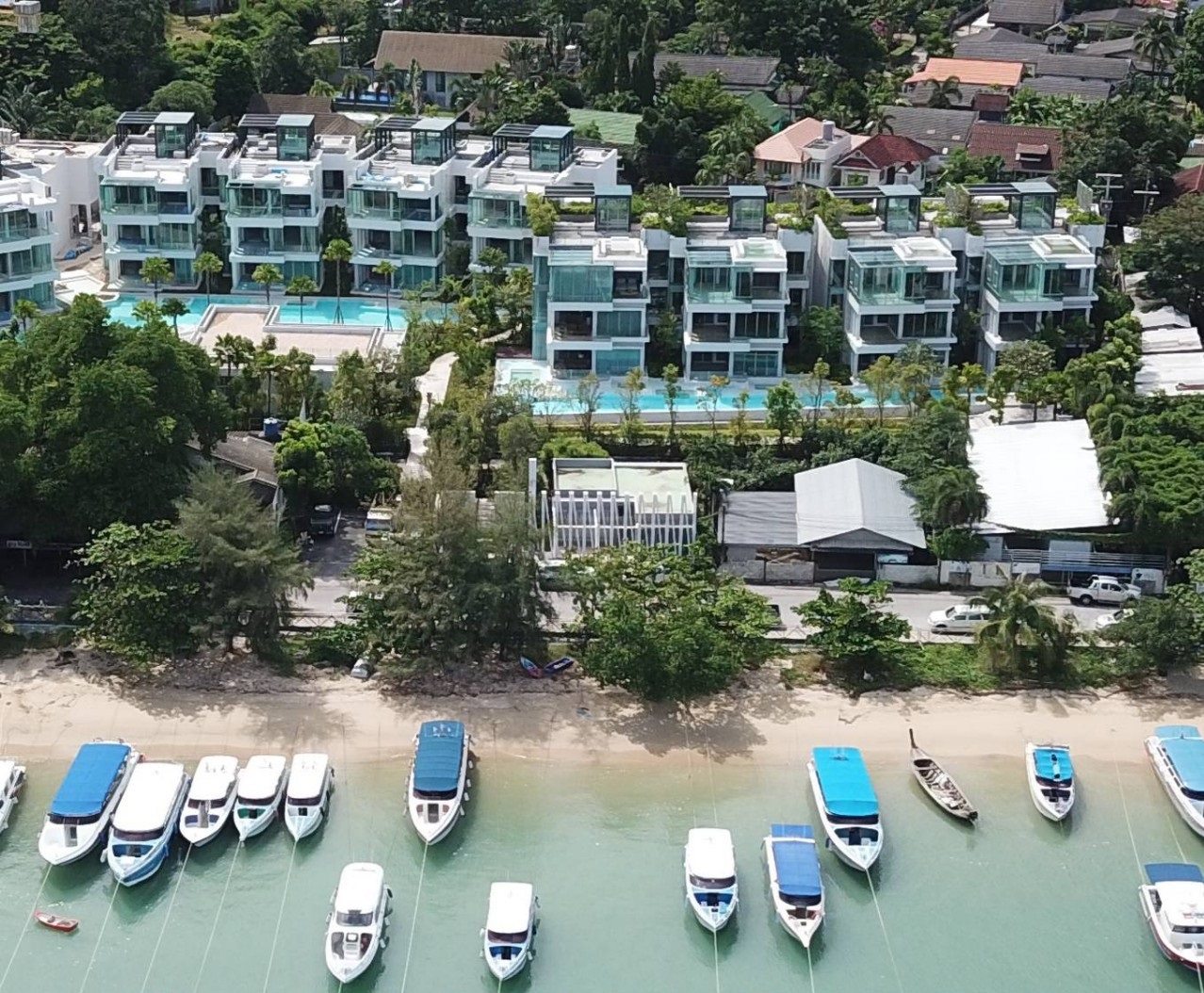 5-star Phuket Resort for sale - Beachfront - Brand New