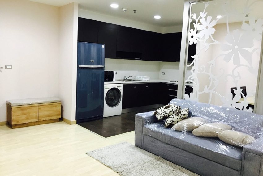 59 Heritage Sukhumvit Bangkok condominium - living room