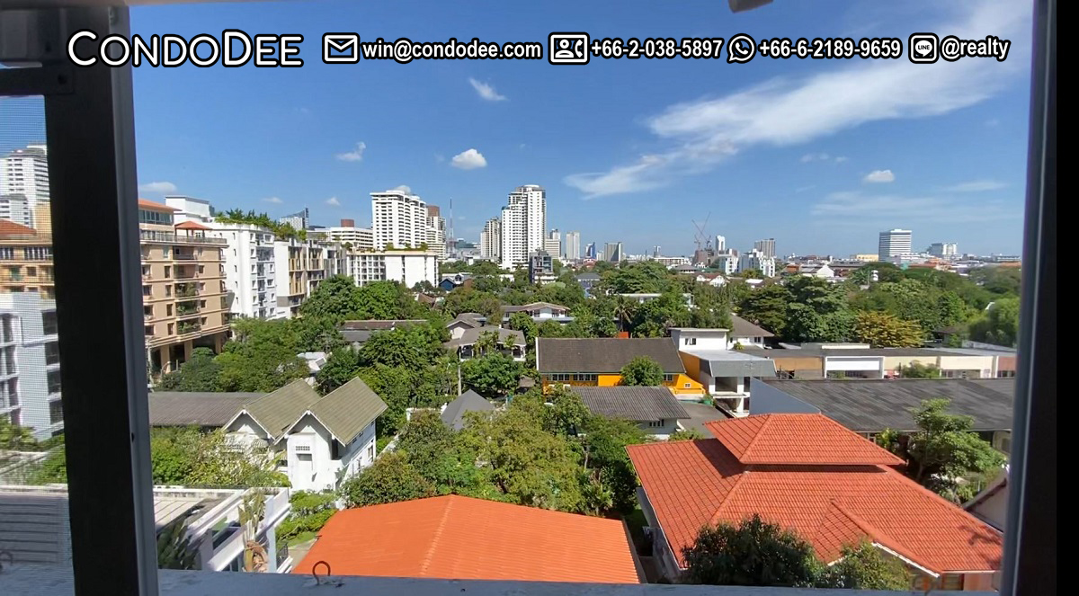 This affordable condo on Sukhumvit 39 is available now in Yada Residential Bangkok condominium in Phrom Phong