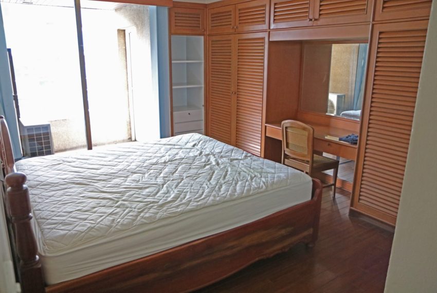 Asoke-Towers-3-bedroom-high-floor-sale-bedroom2