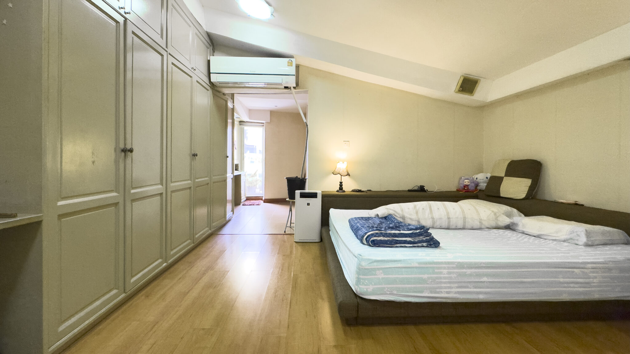 Premier Condo Duplex, Sukhumvit 24, Bangkok | พรีเมียร์ คอนโด ดูเพล็กซ์ สุขุมวิท 24 กรุงเทพฯ