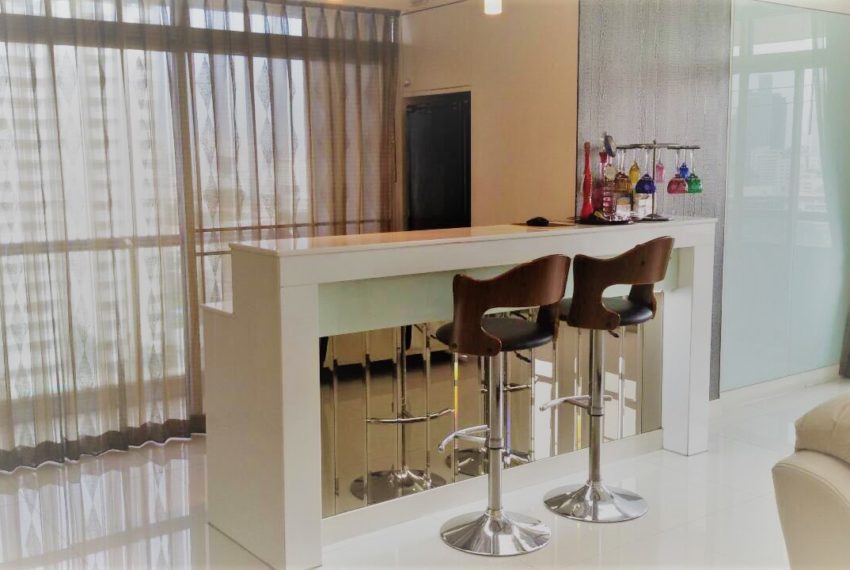 Ban Phrompong bar in living area
