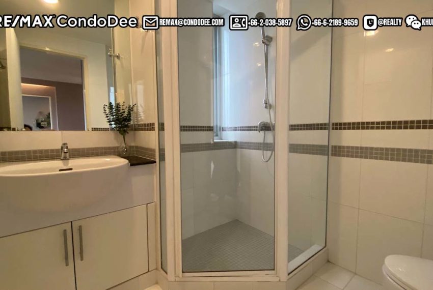 Bangkok Condo Sale Sathorn - 2-Bedroom - bath