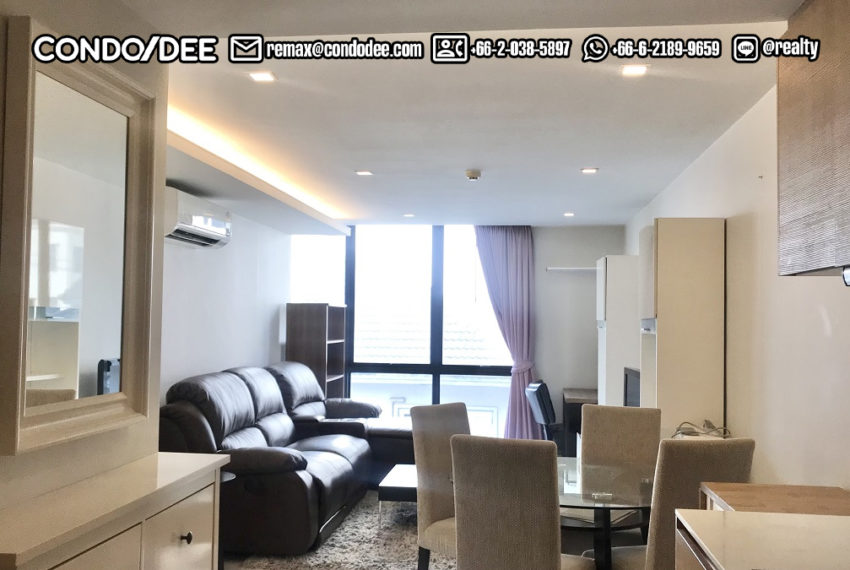 A cheap condo near BTS Ploenchit with 1 bedroom is available for sale now in Socio Ruamrudee