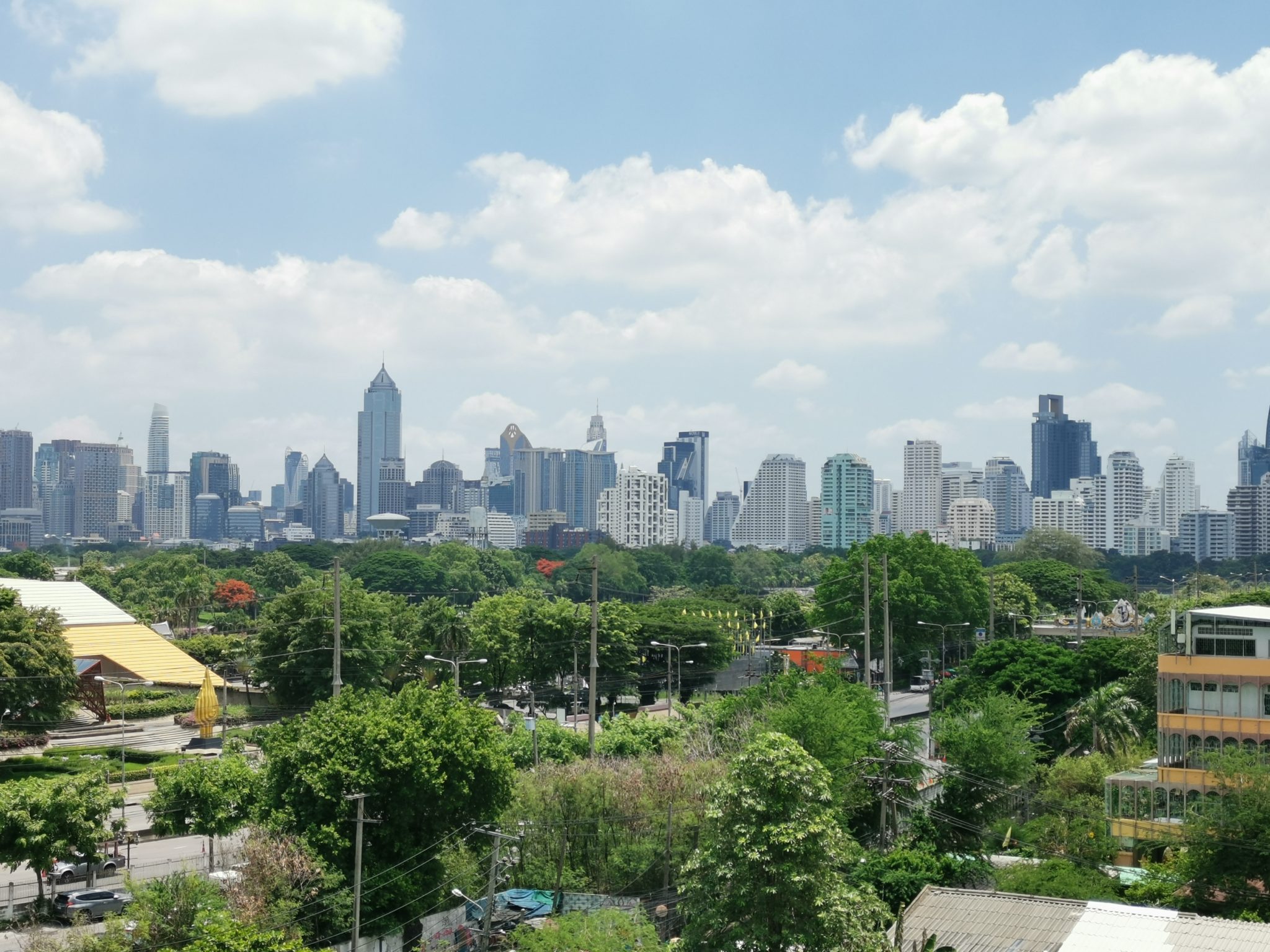 New condo for sale near MRT - 2 Bedroom in Siamese Exclusive Queens - Cheaper than Developer