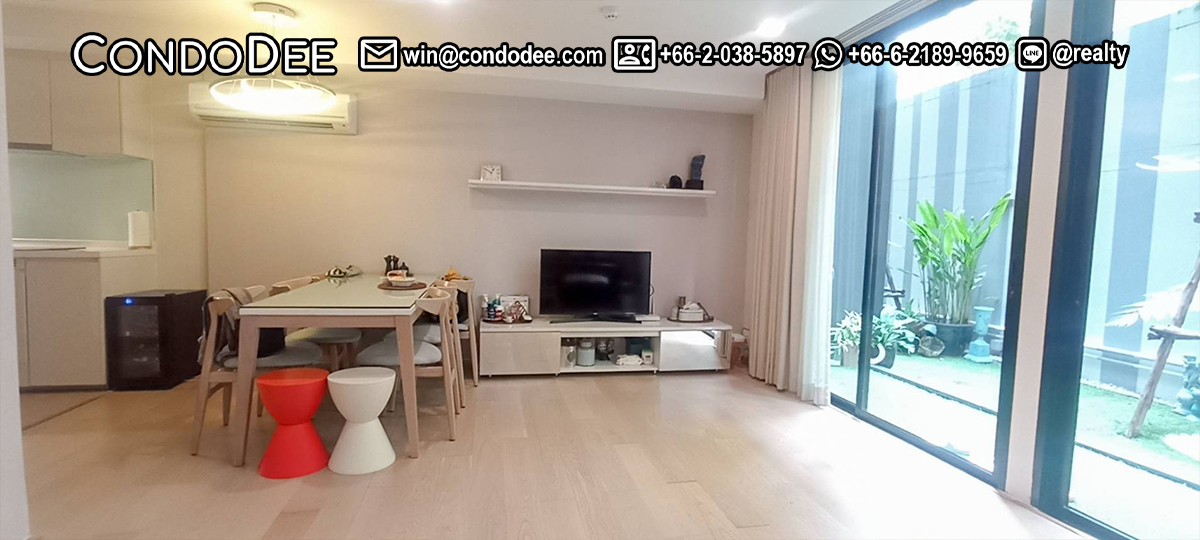 This large duplex condo with garden access is available now in Liv@49 condominium on Sukhumvit 49 in Bangkok
