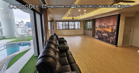 This large duplex with a private pool on the balcony is available now in Le Raffine Sukhumvit 24 condominium near BTS Phrom Phong