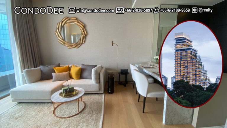 This luxury condo near Lumpini Park is available in Saladaeng One condominium in Silom, Bangkok