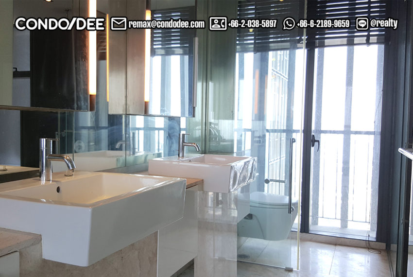 Luxury apartment sale sathorn high floor - bathroom