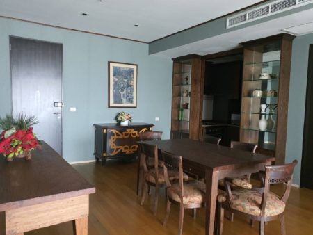 Bangkok Sukhumvit condo for sale - 2-bedroom - sale with tenant - The Madison