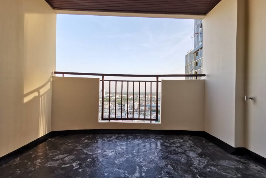 Monterey Place - For rent - 2b1b - Balcony
