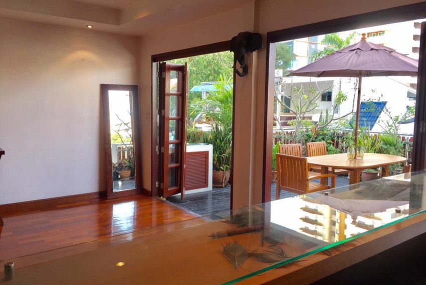 Moobaan Promitr Villa 39-terrace-rent-sale