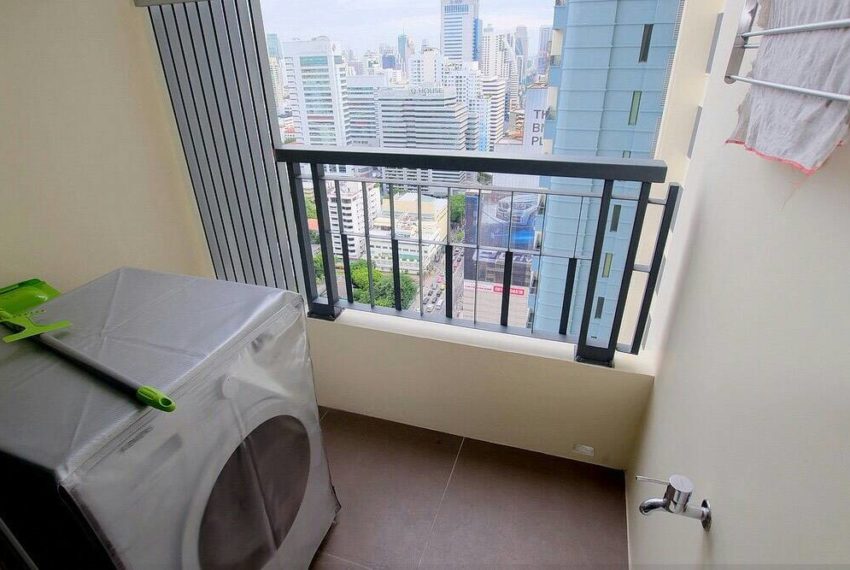 Q-Asoke-1-bedroom-sale-high-floor-washing-machine