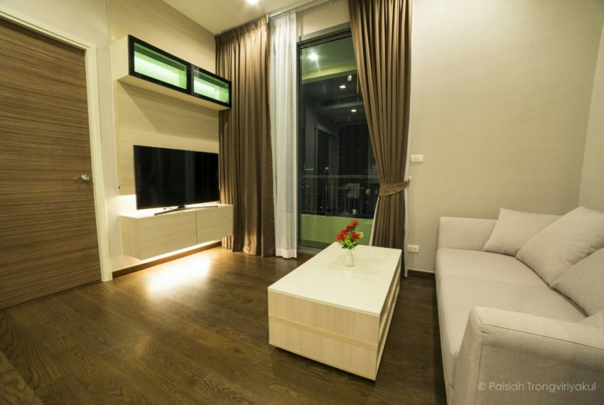 Q-Asoke-Low-Floor-Sell-With-Tenant-living room