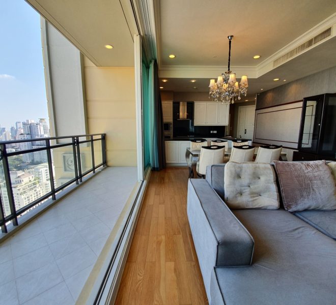 Royce Private Residences Condominium in Asoke REMAX Bangkok