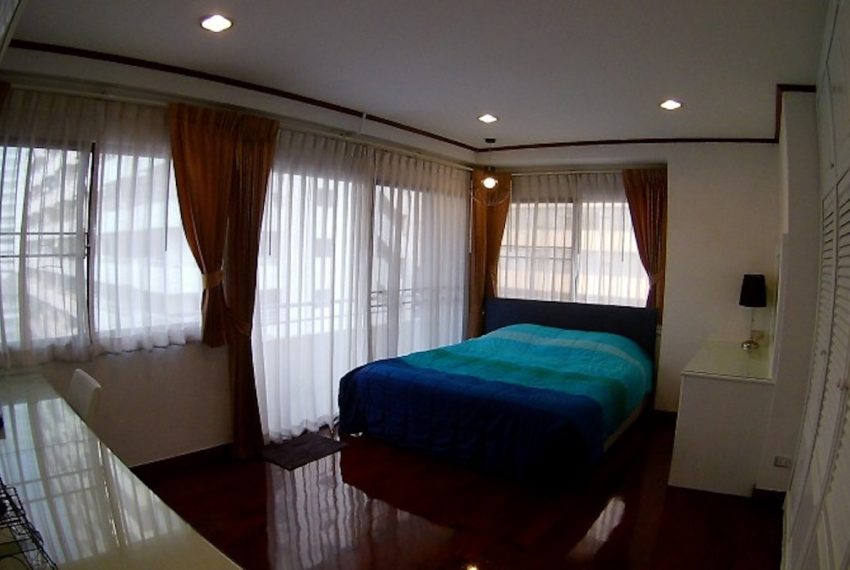 SaranjaiMansion_Bedroom_Rent