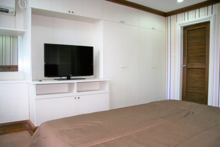 2-bedroom condo sale Supalai Place Sukhumvit 39