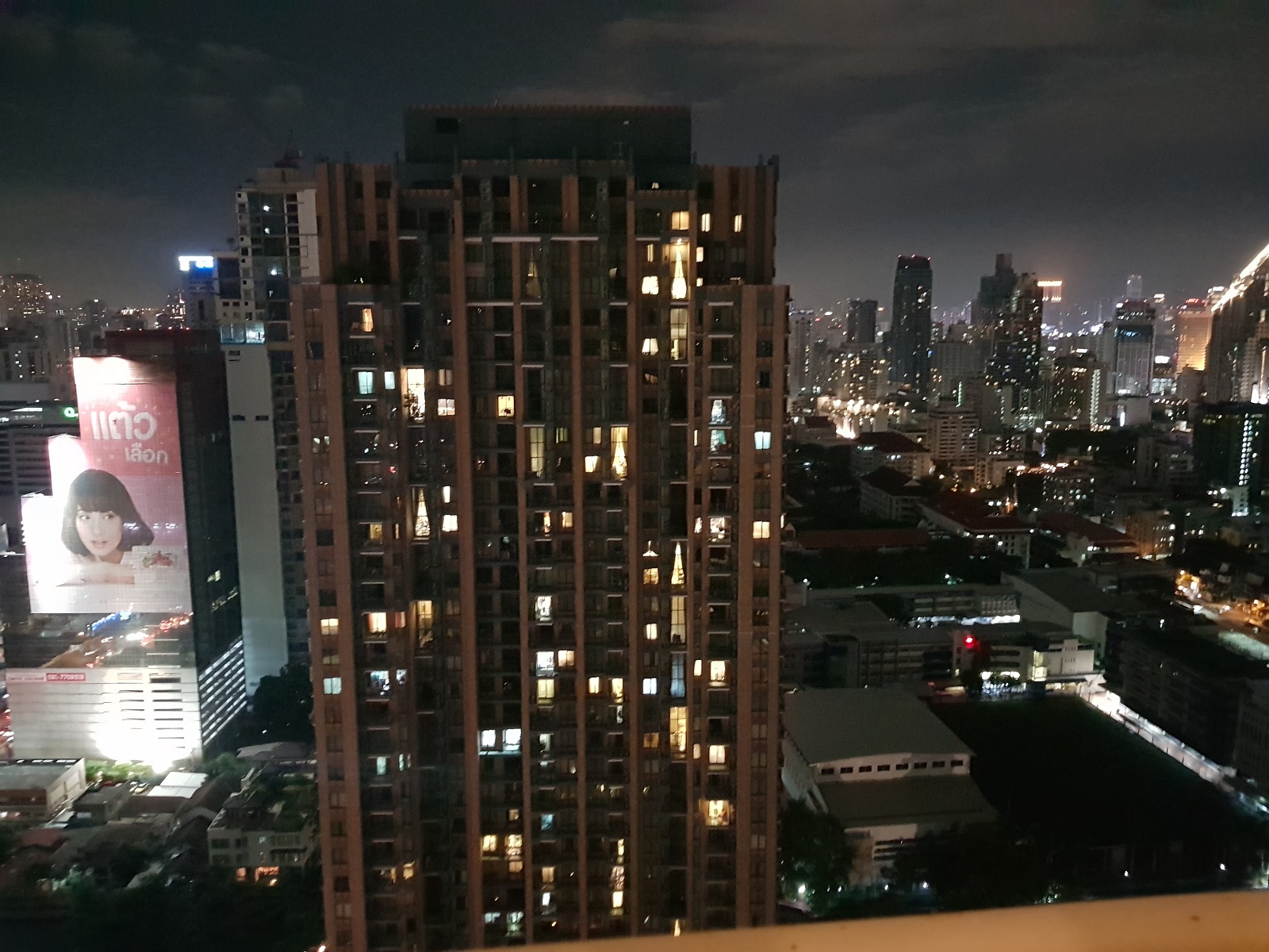 Condo on Top Floor for Sale Near MRT - The Best Layout 1-Bedroom Condo in The Address Asoke