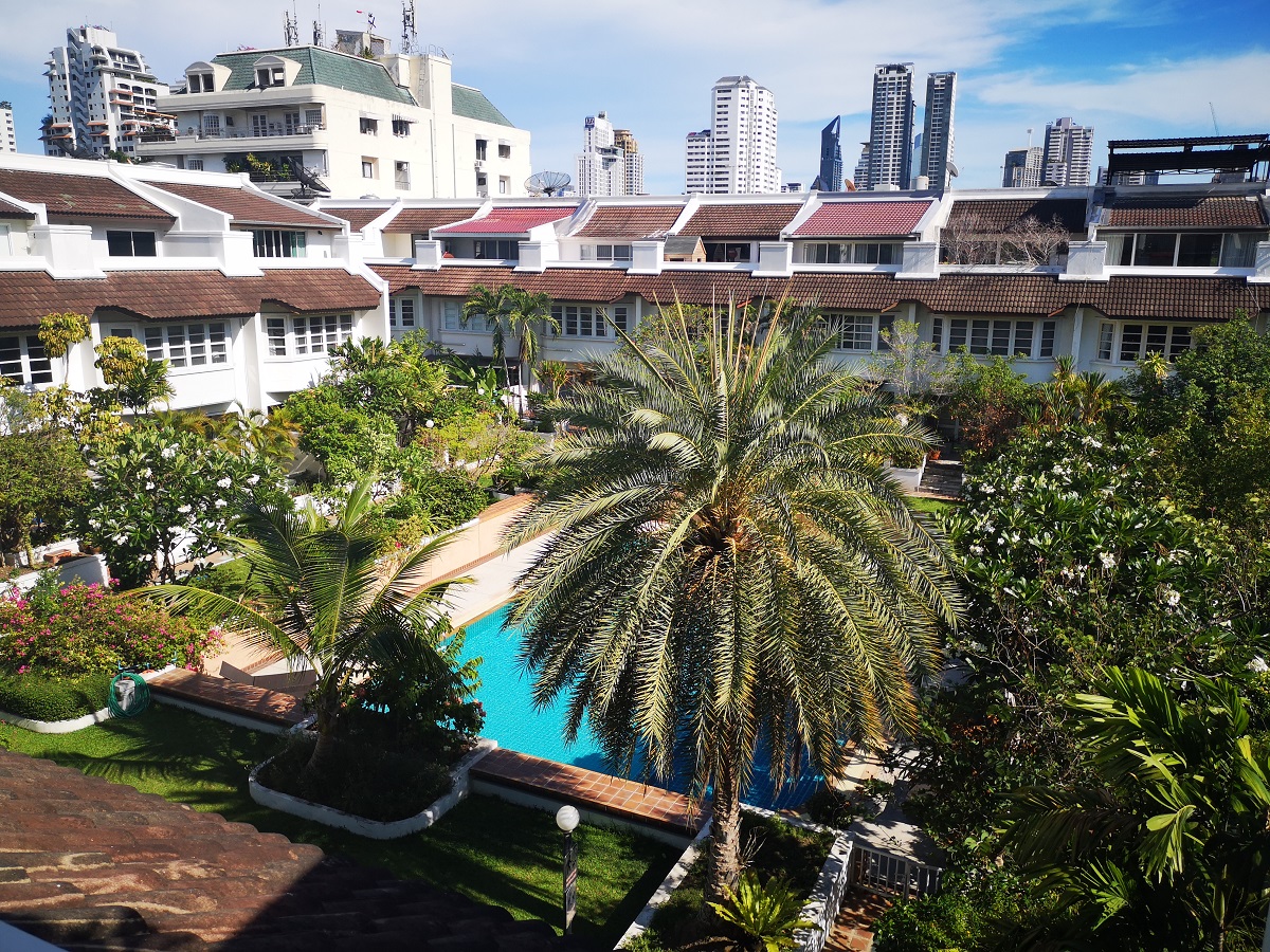 The Natural Place Sukhumvit 31 Townhouses In Asoke Near University and Channel