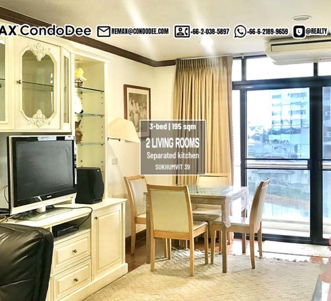 A Sukhumvit 39 condo for sale with 3-bedroom and 2 living rooms is available in Baan Prompong