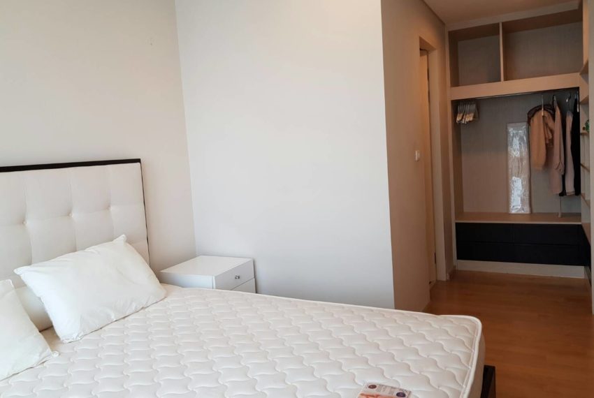 Villa-Asoke-Rent-1-bedroom-low-floor-wardrope