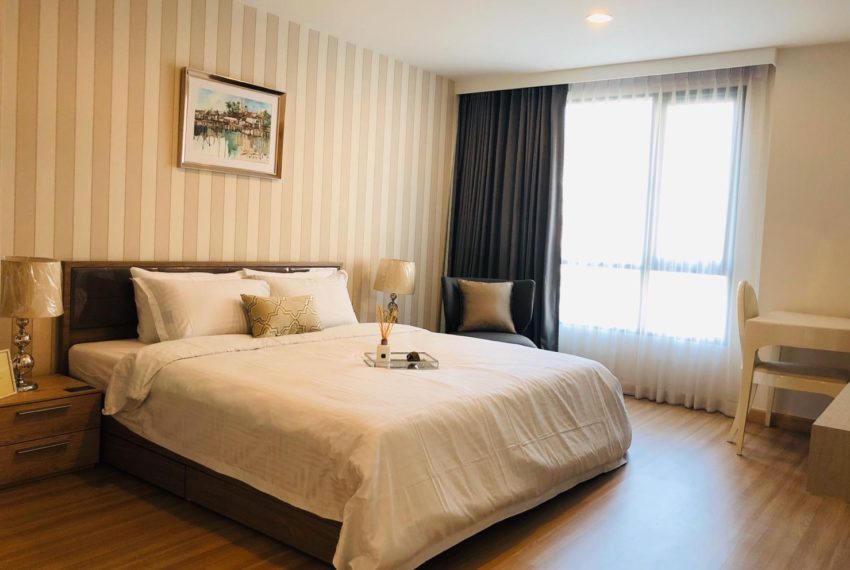 Voque Sukhumvit 31 condominium - cheapest 3 bedroom sale in Asoke - master bedroom
