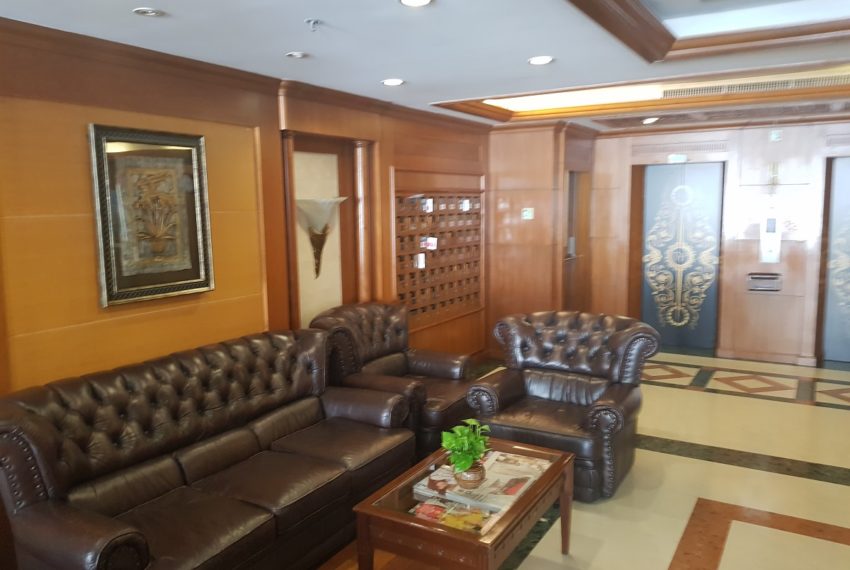 Wattana Suite Condo - lobby
