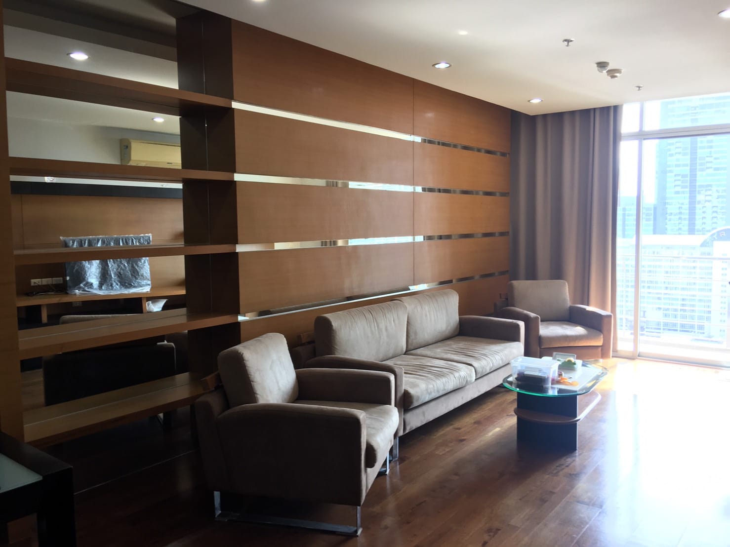 Apartment with a large balcony for sale - high floor - 3-bedroom - The Master Centrium Asoke-Sukhumvit 