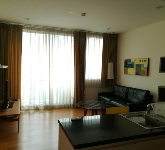 Large 1 bedroom condo for rent in Asoke - low floor - Wind Sukhumvit 23 apartment