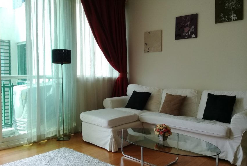 Big 1 bedroom flat for rent in Asoke - mid floor - Wind Condo Sukhumvit 23