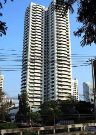 Tower Park Older Bangkok Condominium in Sukhumvit 3