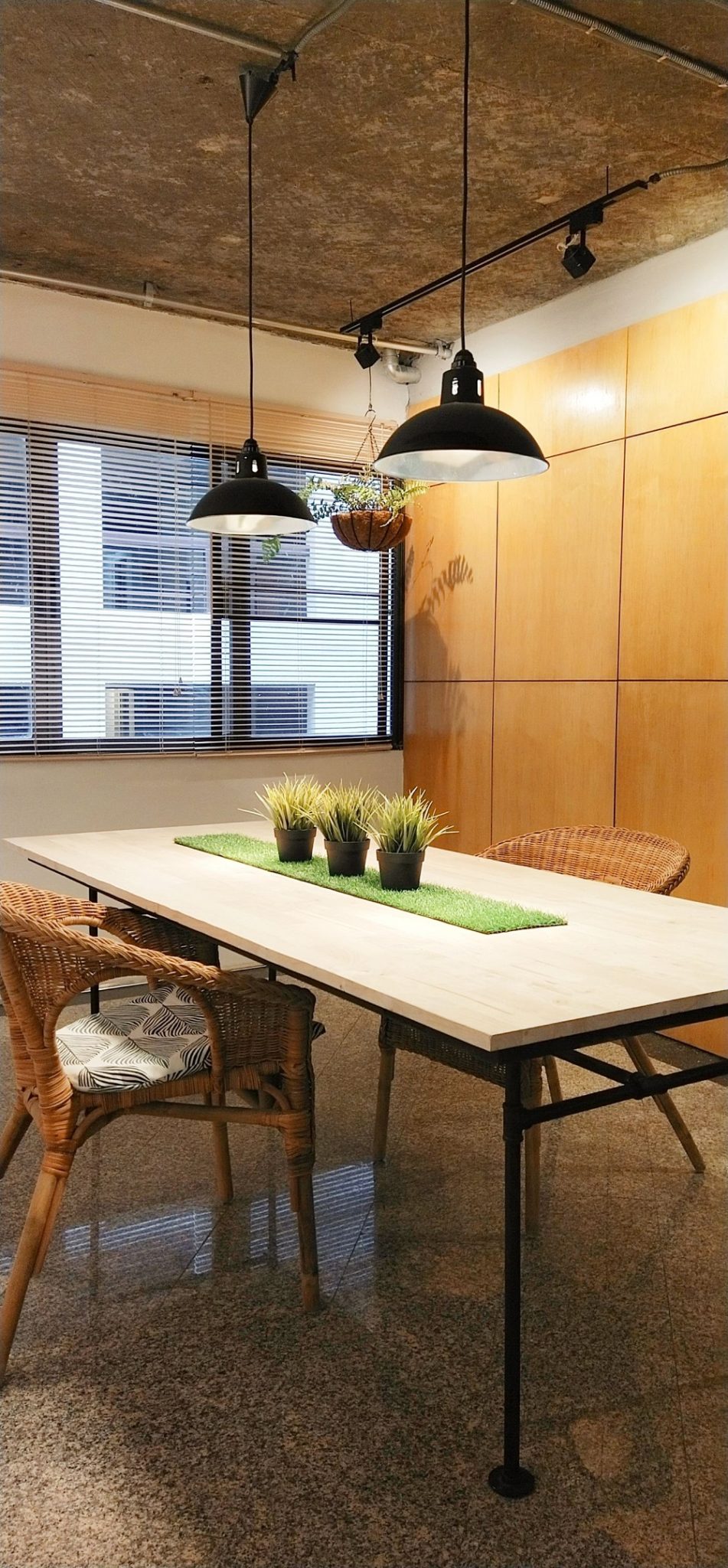 Large Bangkok apartment for sale in Sukhumvit 13 - renovated - Beverly Tower Condo in Nana