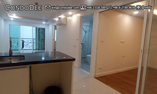 This 2-bedroom condo on Sukhumvit 63 is available now in Le Nice Ekamai condominium in Bangkok CBD