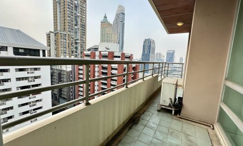 This 3-bedroom duplex in Langsuan near BTS Chidlom is available now in a popular Grand Langsuan condominium in Bangkok CBD