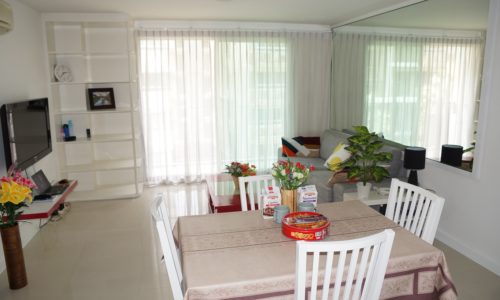 Affordable 2 Bedroom Condo in Thong Lo - The Best Price in The Clover