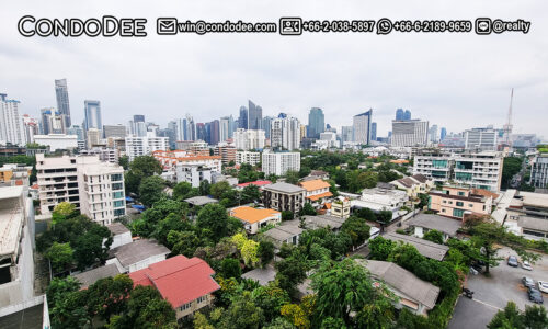This affordable Bangkok condo in Prompong is available now in a popular D.S. Tower 2 Sukhumvit 39 condominium