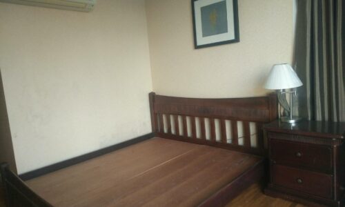 1-Bedroom Corner Condo In Baan Siri Sukhumvit 10