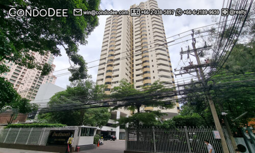 Baan Suanpetch Sukhumvit 39 condo for sale in Bangkok near BTS Phrom Phong was built in 1993