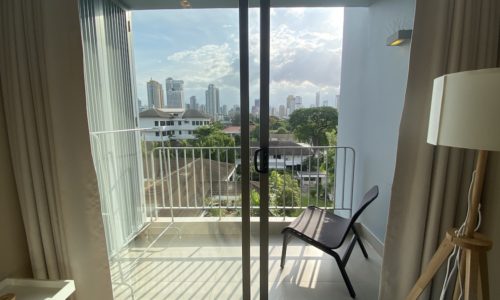 Pet-friendly 2-bedroom Bangkok condo for sale - greenery view - Downtown 49