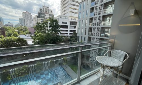 This peaceful condo is located near Samitivej Sukhumvit Hospital and is available now in Via Bottani Sukhumvit 47 condominium in Bangkok CBD