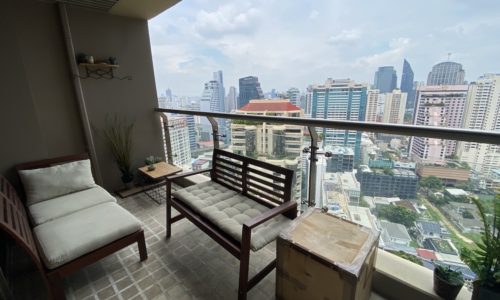 Luxury Bangkok apartment near BTS Asoke - 2-bedroom - high floor - The Lakes