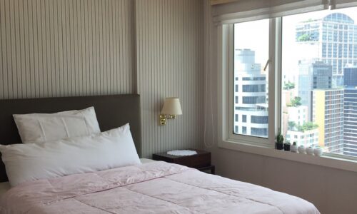 Duplex penthouse in Sukhumvit 24 for sale - 360-degree view - 4-bedroom - Baan Siri 24