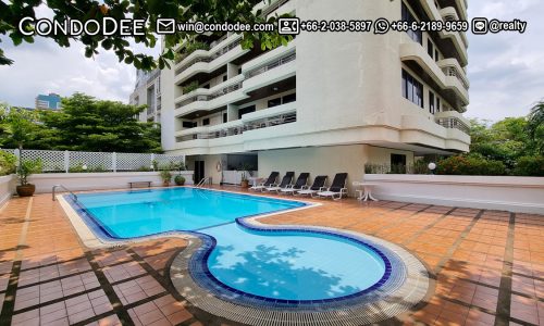 Beverly Hills Mansion Ekkamai condo for sale in Bangkok CBD was built in 1996
