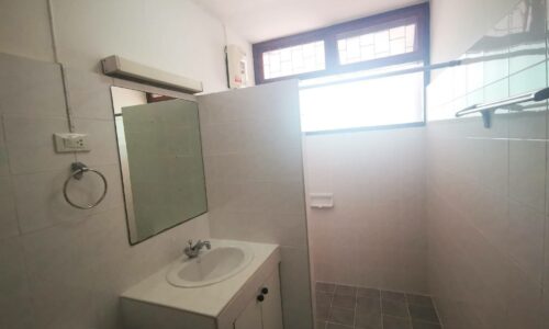 C.S. Villa SKV 61 - 2b2b - For rent _Bathroom 1