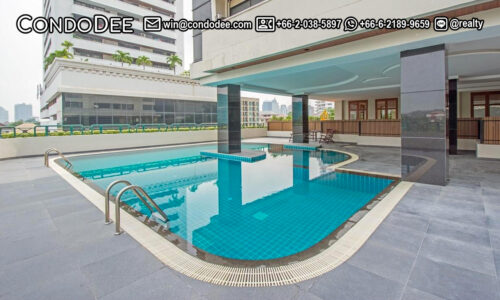 Casa Villa Ekkamai 12 condo for sale in Bangkok CBD is a high-rise apartment project that was developed in 1994.