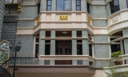 4-story townhouse for rent in Asoke - 3-bedroom - Chicha Castle