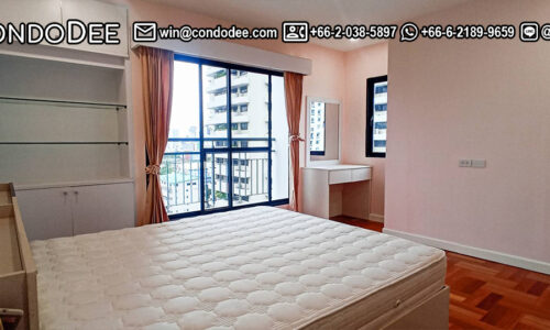 This condo in Nana features a beautiful view from a high floor at Liberty Park 2 condominium on Sukhumvit 11